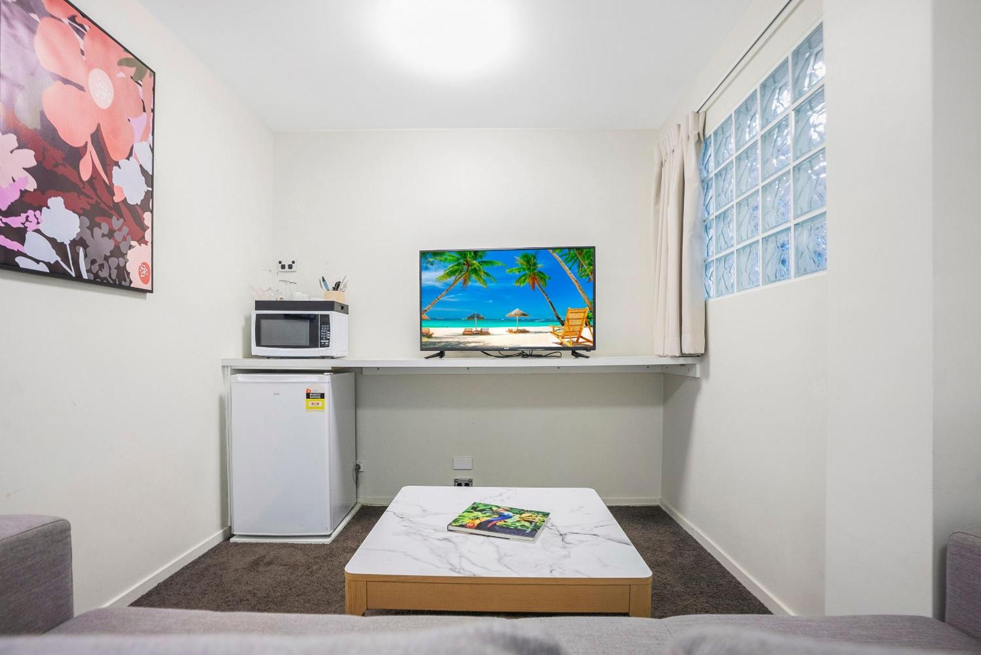 Sarayi Boutique Hotel Палм-Коув Экстерьер фото